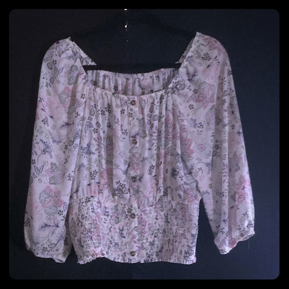 Floral flowy blouse